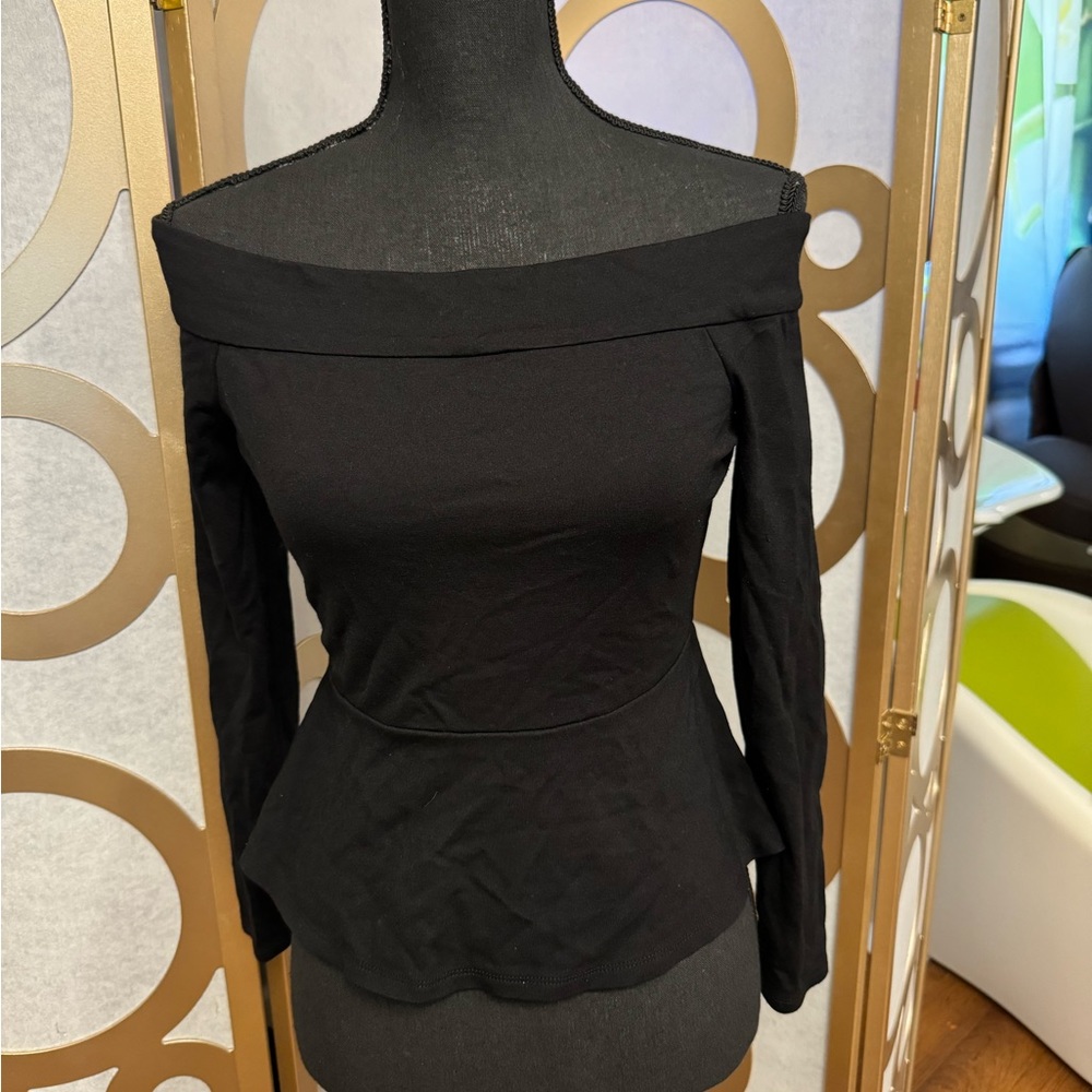 BCBGMAXAZRIA Black blouse.